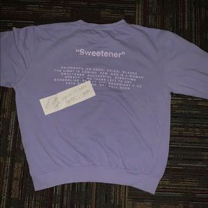 Sweetener sessions crewneck